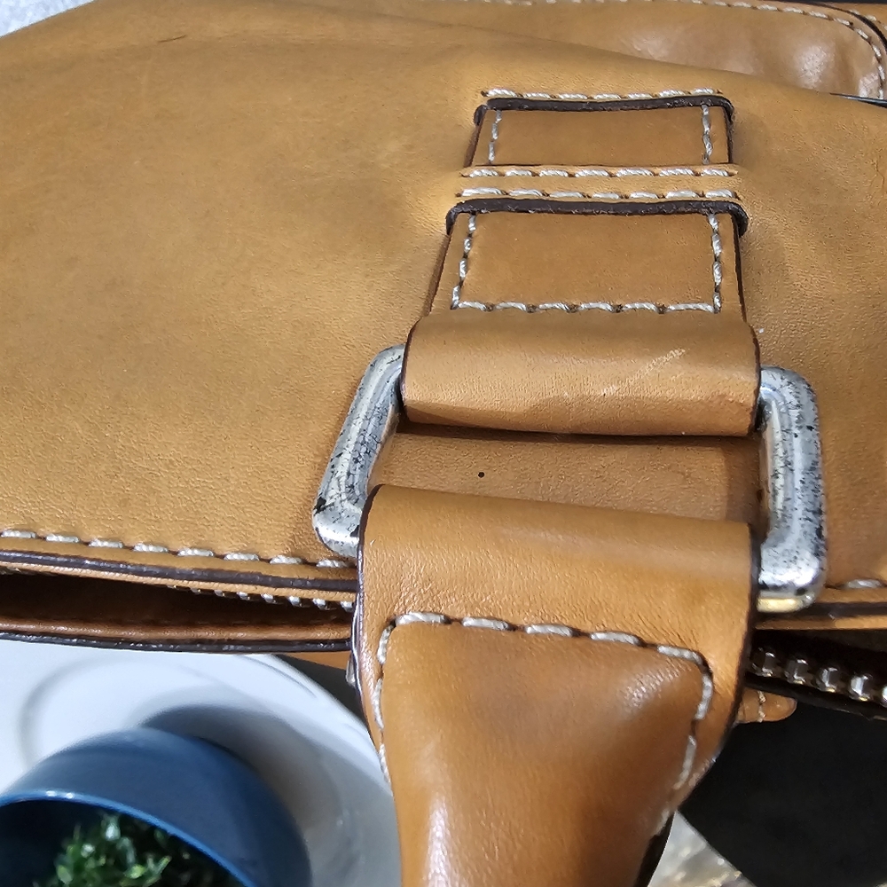 Vintage Authentic Michael Kors Sachel - Picture 13 of 16